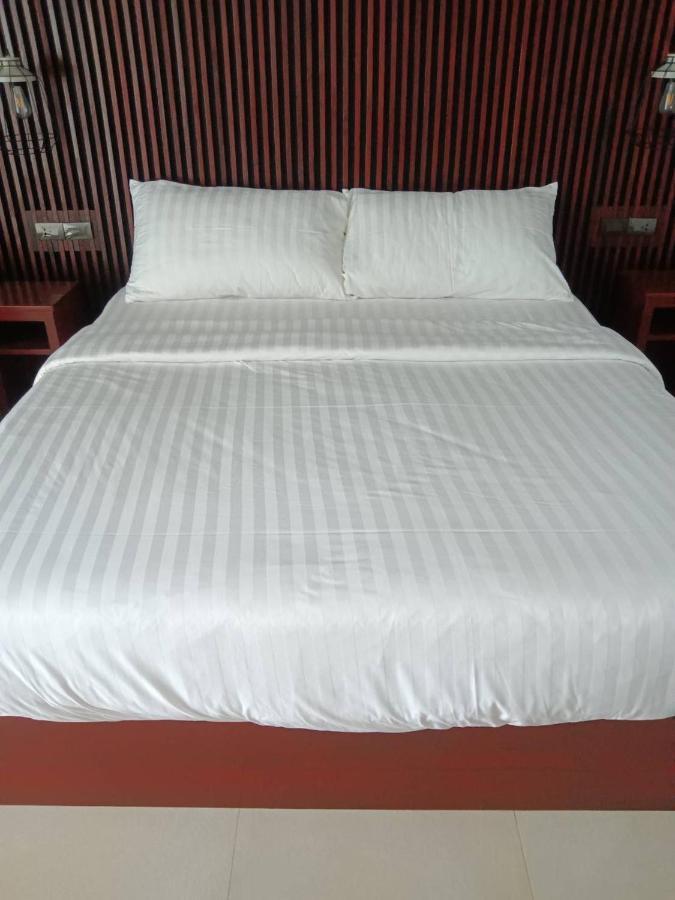 Beach House By Rose Massage Nai Thon Beach Exterior foto