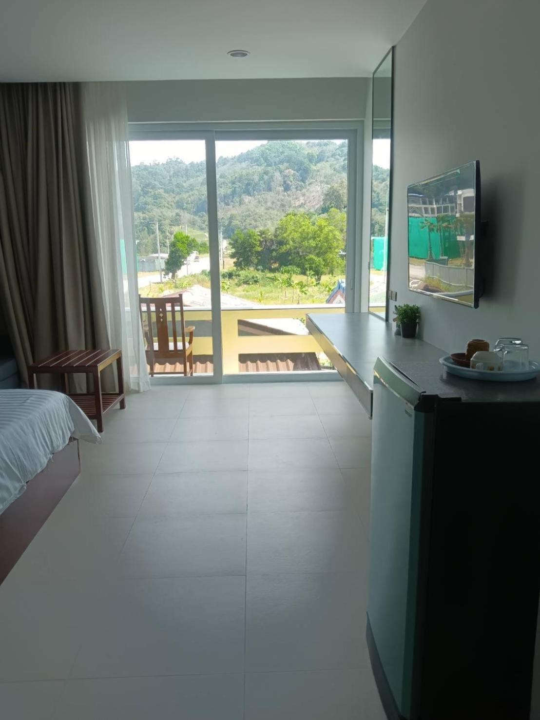 Beach House By Rose Massage Nai Thon Beach Exterior foto